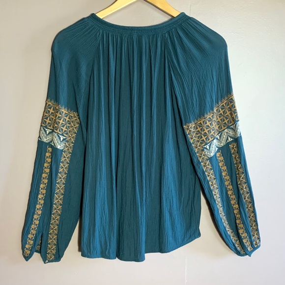 AMERICAN EAGLE BOHO EMBROIDERED PEASANT TOP - Picture 3 of 8